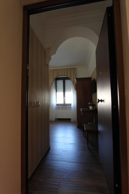 Area Sacra Relais Bed and Breakfast Roma Esterno foto